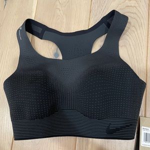 Nike swoosh sport bra - size M - new with tag